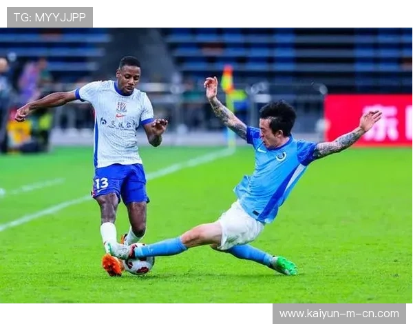 米内罗拉唐边锋适应难题 斯卢茨基寻求战术平衡点 米内罗拉唐边锋适应难题 斯卢茨基寻求战术平衡点